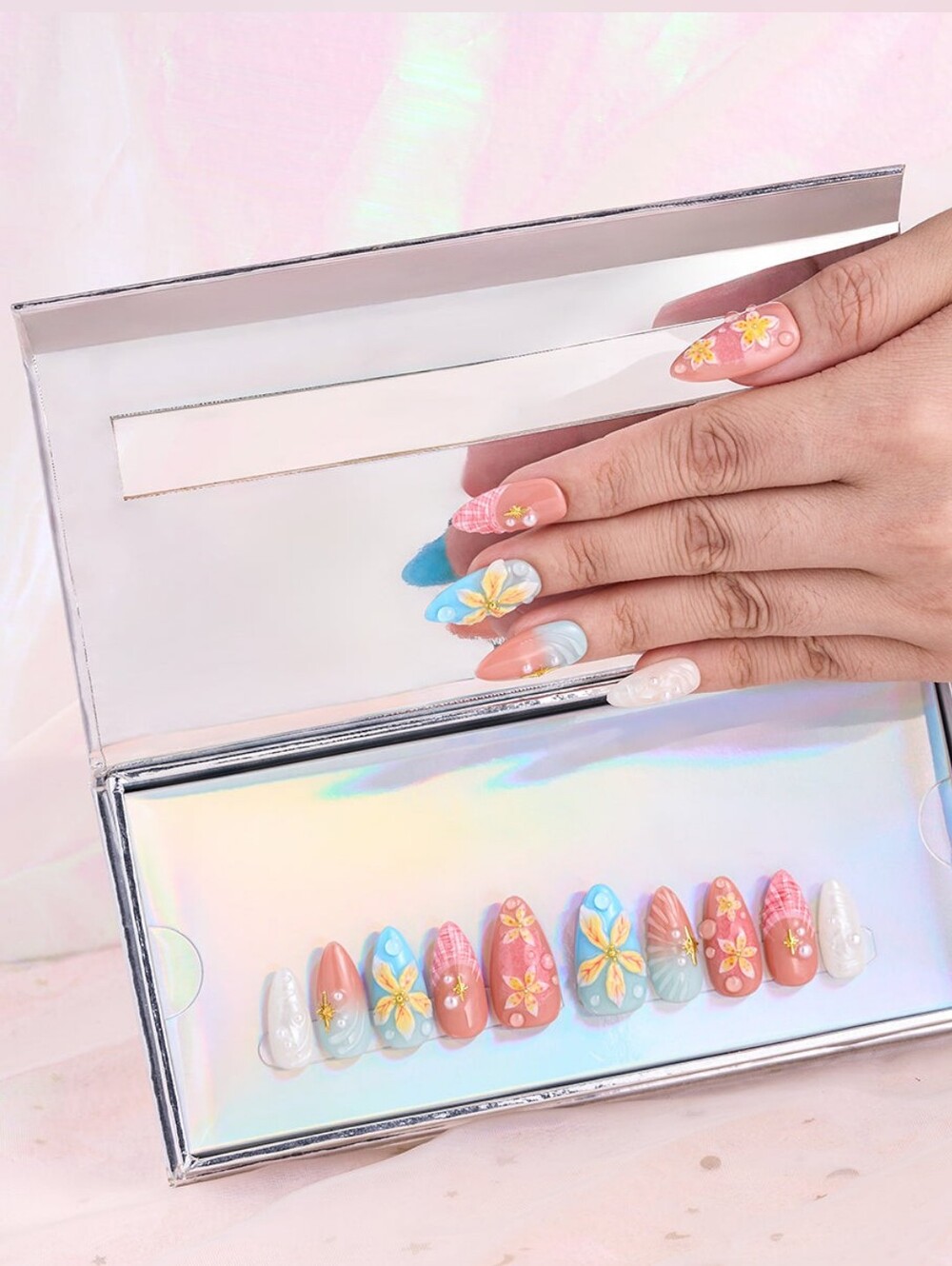 Rosy Shell Handmade Nails - Picture 3 of 12